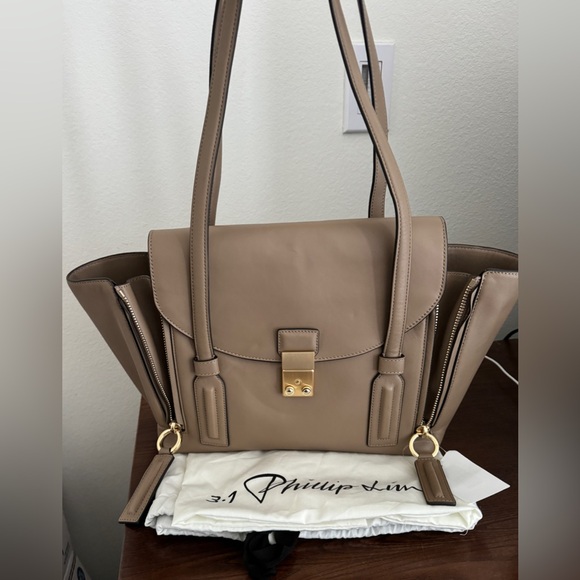 PHILLIP LIM Pashli medium leather shoulder bag - Picture 15 of 17